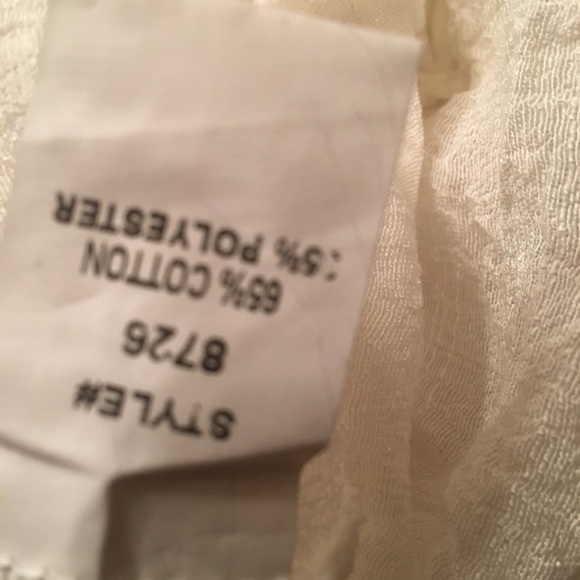 VIVID COLLECTION OF NY EMBROIDERED COTTON TOP - Picture 7 of 8